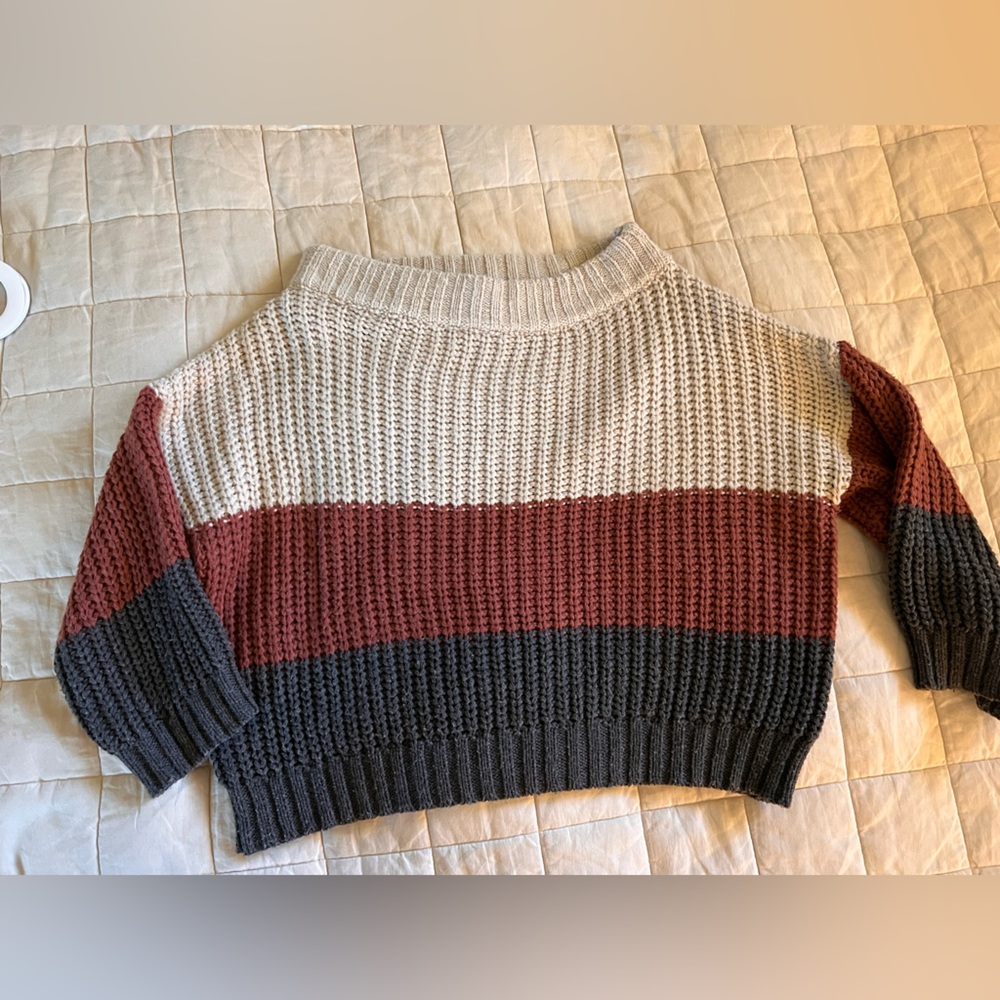 Chunky knit color block sweater size small